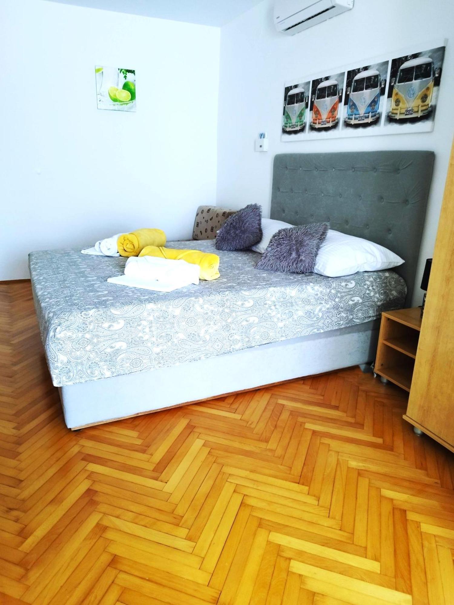 Anita Apartments Zivogosce Ruang foto