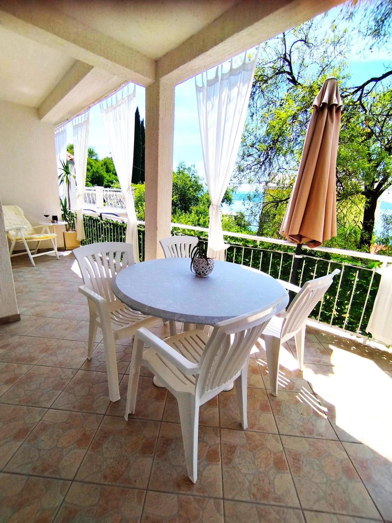 Anita Apartments Zivogosce Bagian luar foto